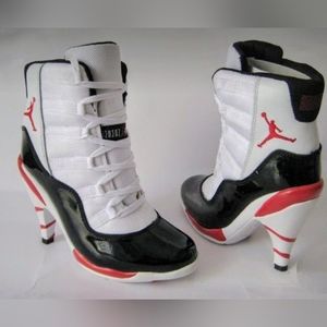 Air Jordan Flight Retro 11 High Heel  women's 10 with box